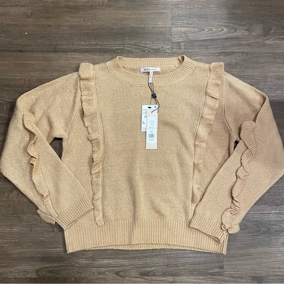 BCBGeneration Sweaters - NWT BCBGeneration Sweater
